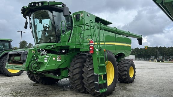2024 John Deere S790 Equipment Image0