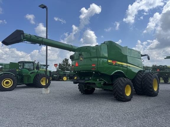 Image of John Deere S790 equipment image 3
