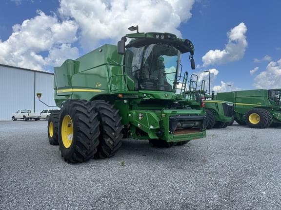 Image of John Deere S790 equipment image 1