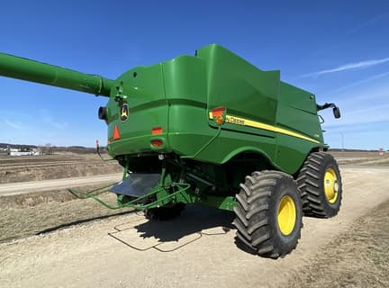 Image of John Deere S790 equipment image 4