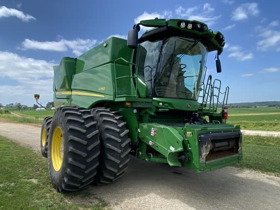 Image of John Deere S790 equipment image 2