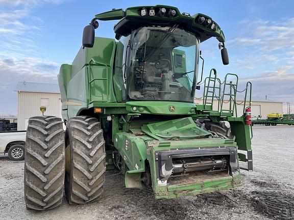 Image of John Deere S790 equipment image 2