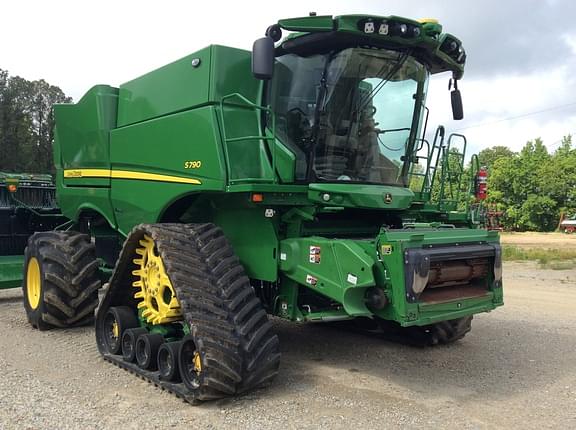 Image of John Deere S790 Primary image