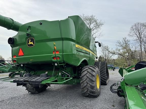 Image of John Deere S790 equipment image 3