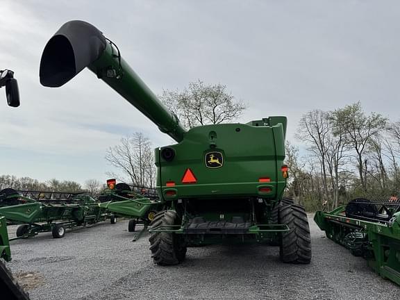 Image of John Deere S790 equipment image 2