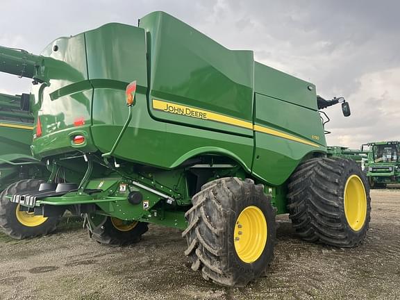 Image of John Deere S790 equipment image 2