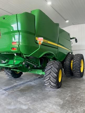 Image of John Deere S790 equipment image 3