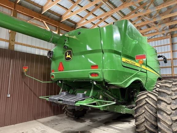 Image of John Deere S790 equipment image 2