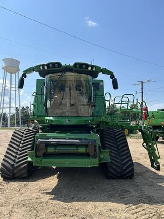 Image of John Deere S790 equipment image 1