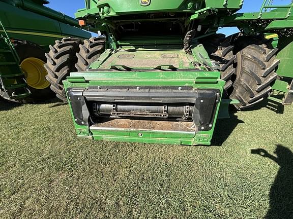 Image of John Deere S790 Image 1