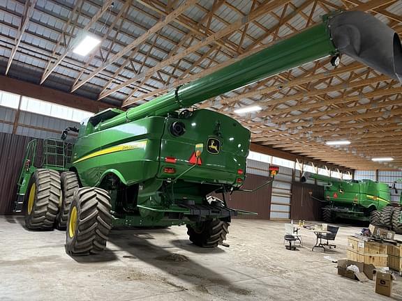 Image of John Deere S790 equipment image 3