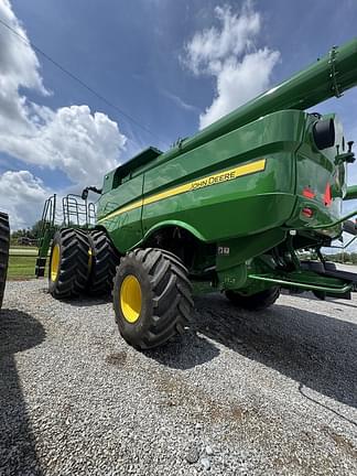 Image of John Deere S790 equipment image 3
