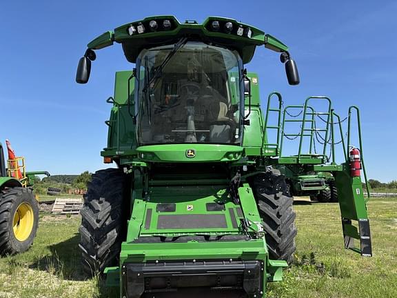 Image of John Deere S790 equipment image 4