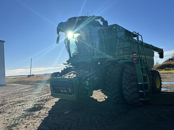 Image of John Deere S790 equipment image 3