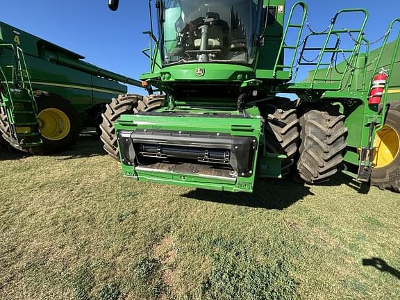 Image of John Deere S790 equipment image 2