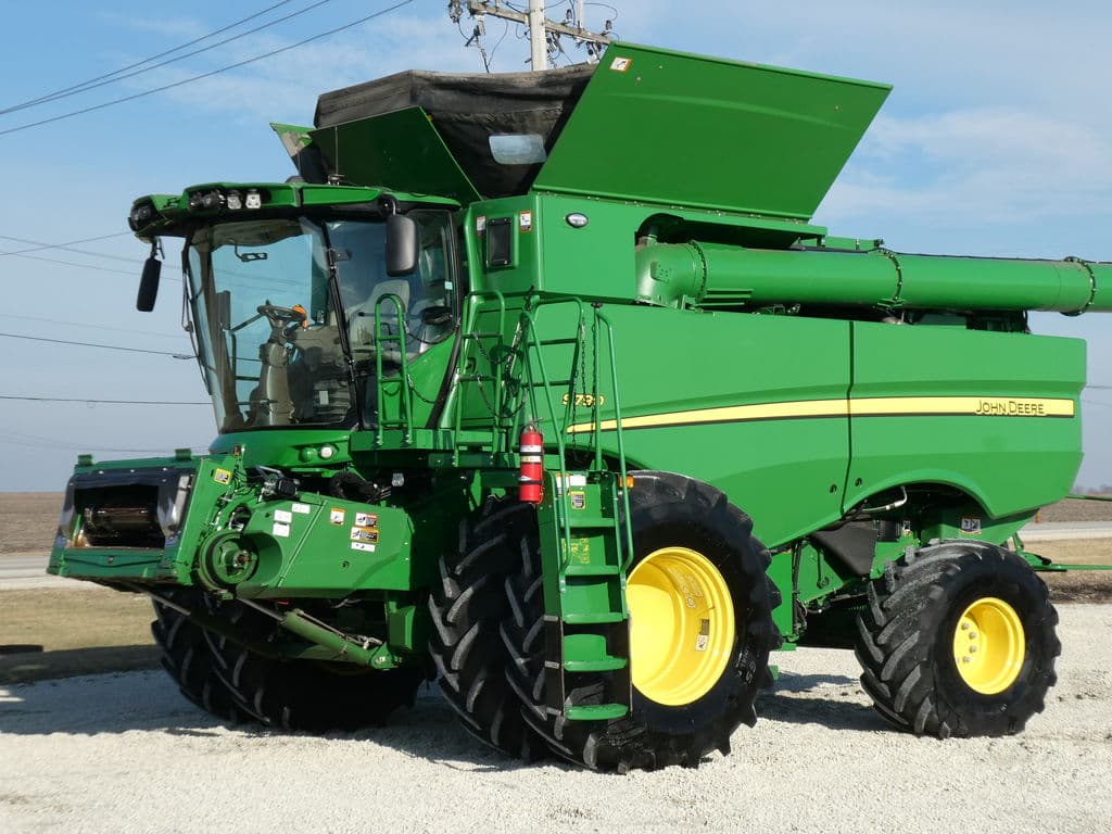Image of John Deere S790 Primary image