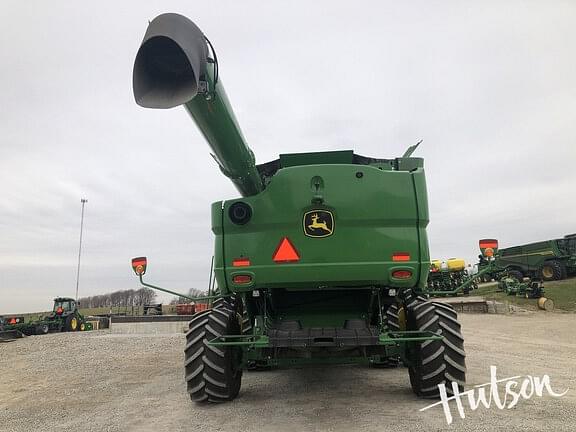 Image of John Deere S790 equipment image 2