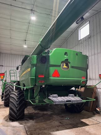 Image of John Deere S790 equipment image 2