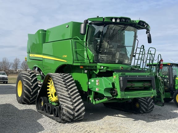 2024 John Deere S790 Equipment Image0