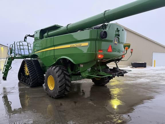 Image of John Deere S790 equipment image 4