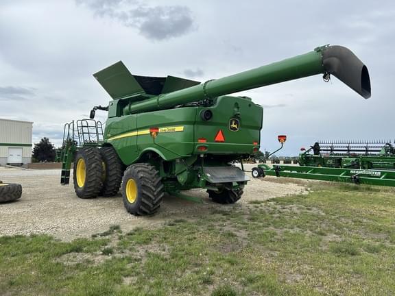 Image of John Deere S790 equipment image 3