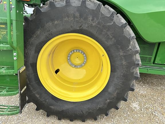 Image of John Deere S790 equipment image 4