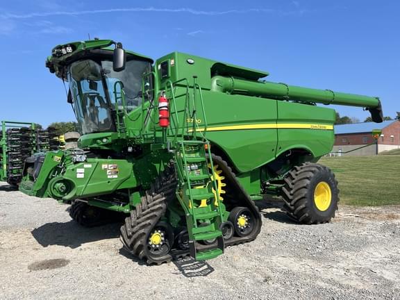 Image of John Deere S790 Primary image