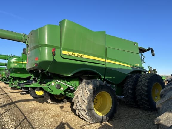 Image of John Deere S790 equipment image 1