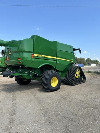 Image of John Deere S790 equipment image 4