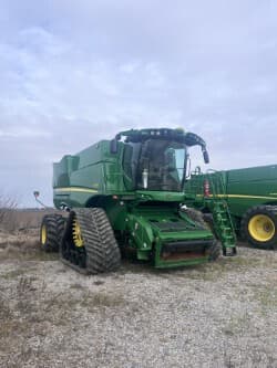 Image of John Deere S790 equipment image 1