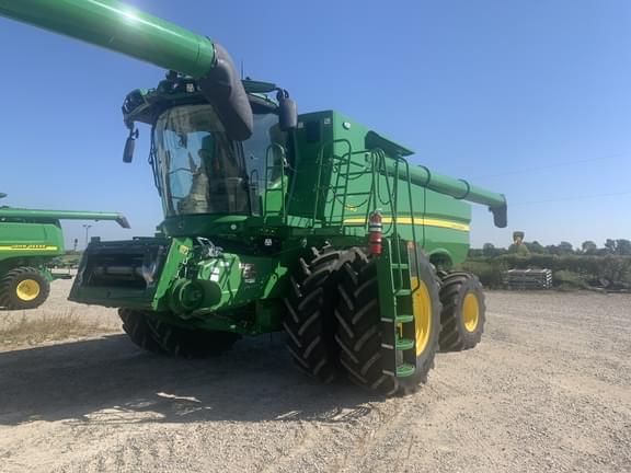 Image of John Deere S790 Primary image