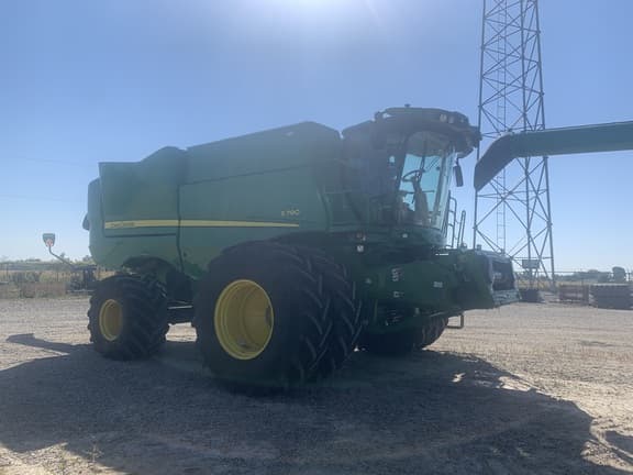 Image of John Deere S790 equipment image 1