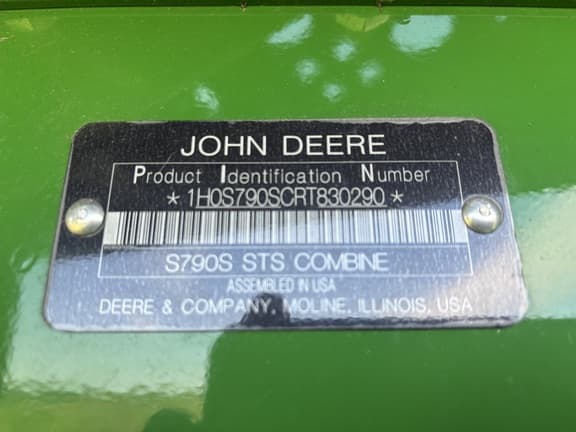 Image of John Deere S790 equipment image 2