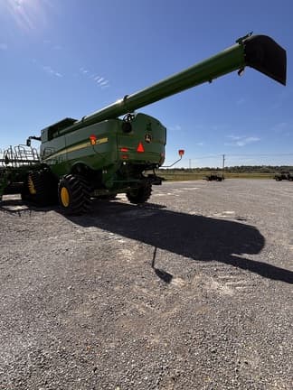 Image of John Deere S790 equipment image 3