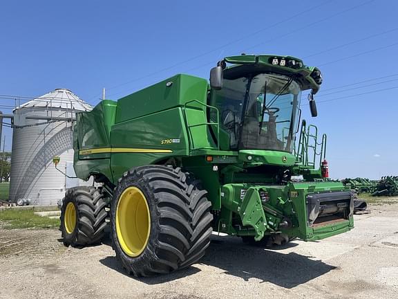 Image of John Deere S790 Primary image