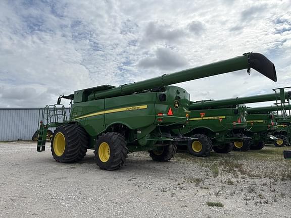 Image of John Deere S790 Primary image