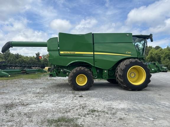 Image of John Deere S790 equipment image 3
