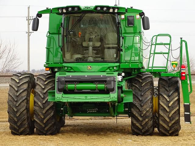 Image of John Deere S790 equipment image 3