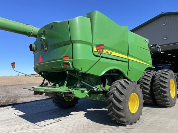 Image of John Deere S790 equipment image 4
