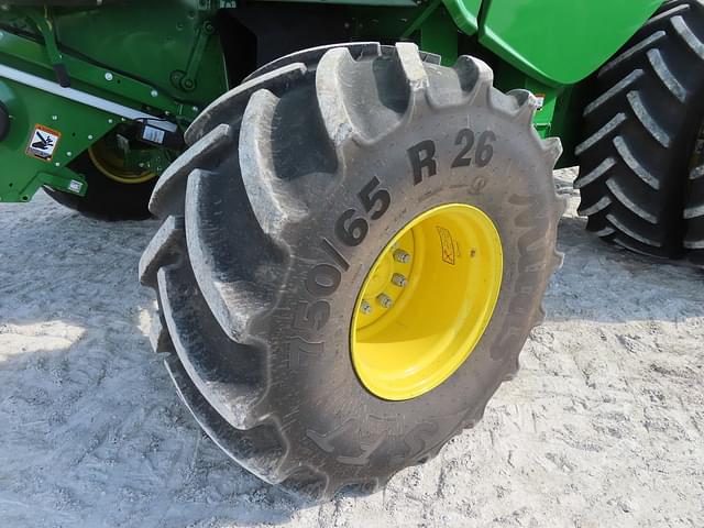 Image of John Deere S790 equipment image 3