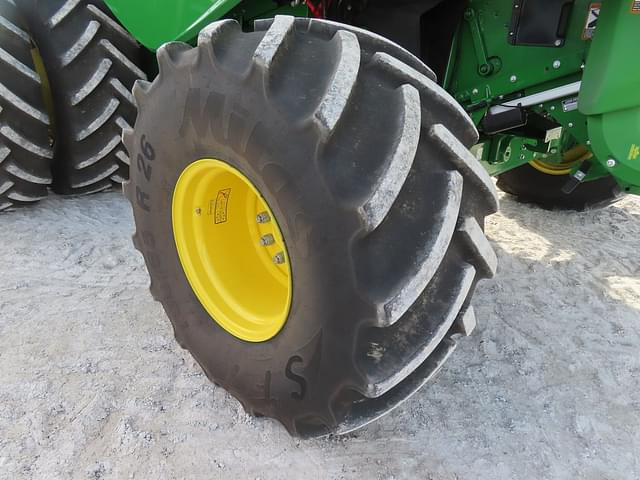 Image of John Deere S790 equipment image 4
