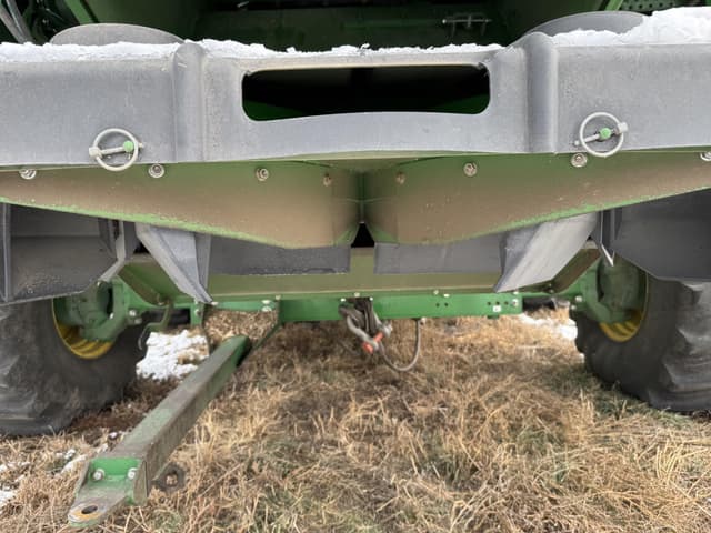 Image of John Deere S790 equipment image 2