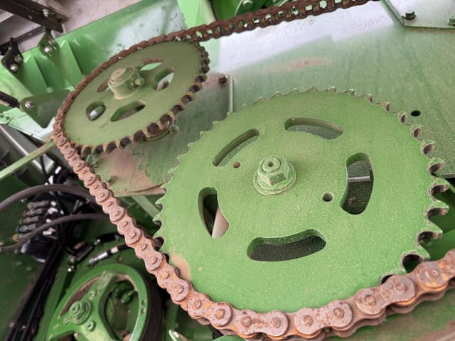 Image of John Deere S790 equipment image 3