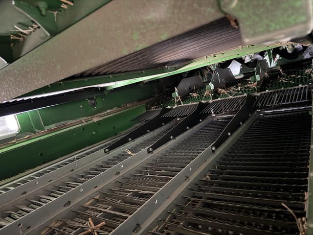 Image of John Deere S790 equipment image 4