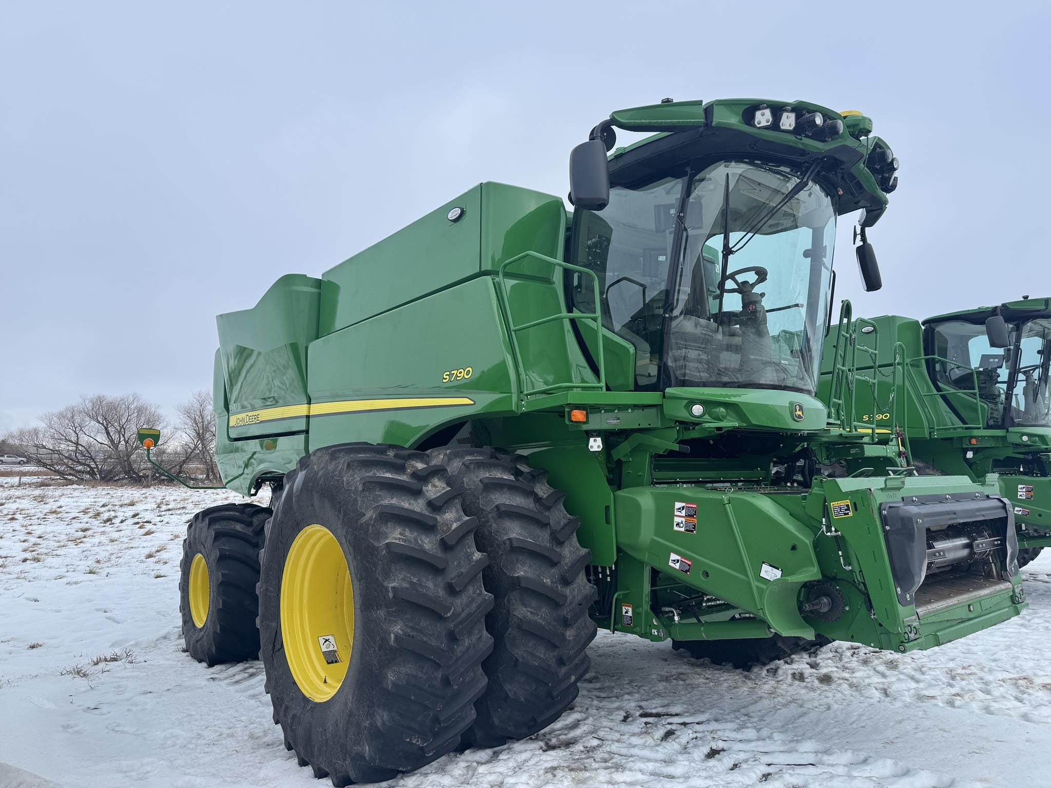 2024 John Deere S790 Equipment Image0