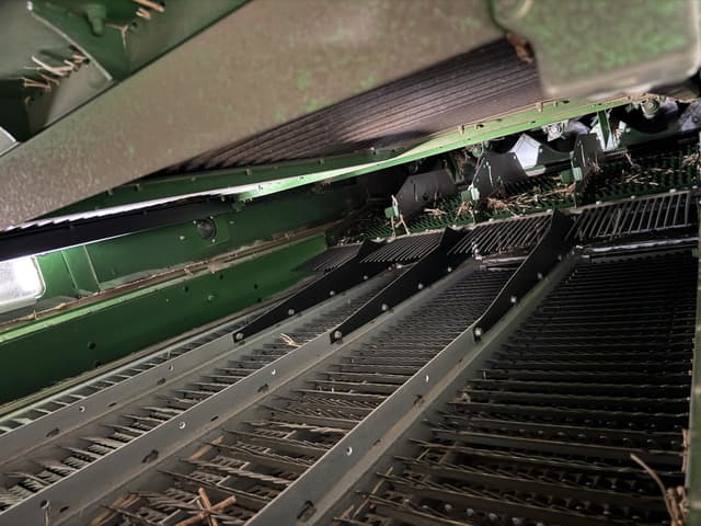 Image of John Deere S790 equipment image 4