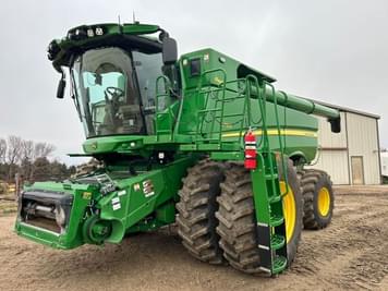 Main image John Deere S790