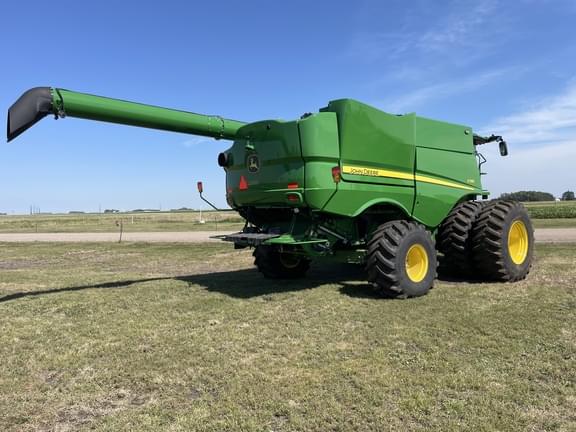 Image of John Deere S790 equipment image 2
