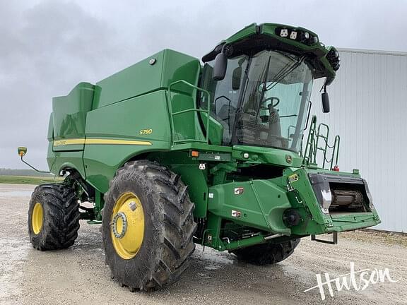Image of John Deere S790 Primary image
