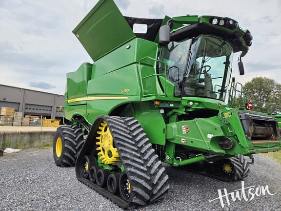 2024 John Deere S790 Equipment Image0